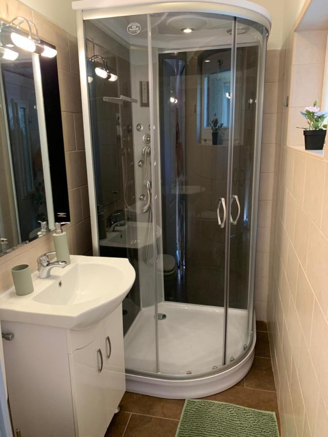 Balatonic Apartman Zamárdi Eksteriør bilde