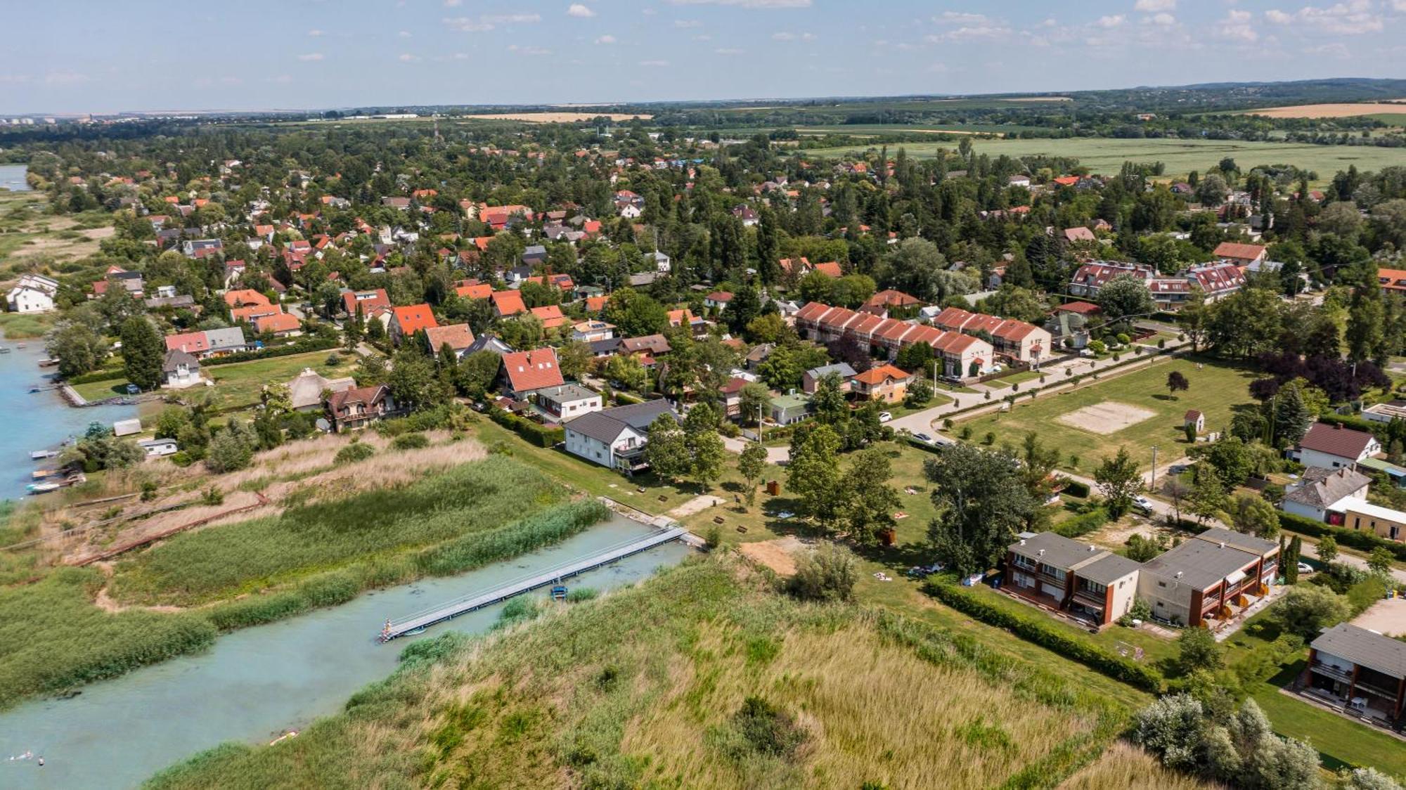 Balatonic Apartman Zamárdi Eksteriør bilde